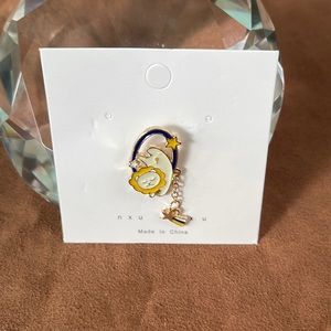 Lion/Leo astrology enamel pin with star dangle